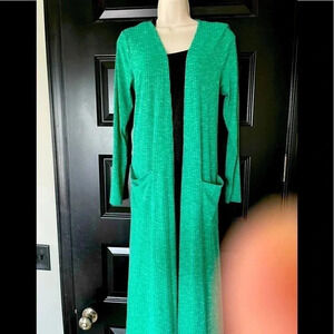 Lularoe Sarah cardigan/Duster Green- Medium